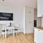 Wiktoryn 6 By Perfect 53 Warszawa